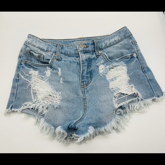 COPY - Wild fable distressed jeans size 4 - Picture 1 of 3